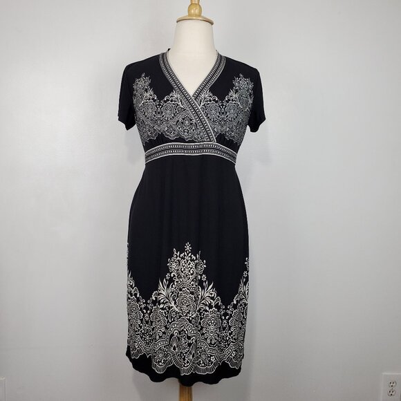 Motherhood maternity Black Off White Short Sleeve Tie Back Maternity Dress XL - Picture 1 of 10